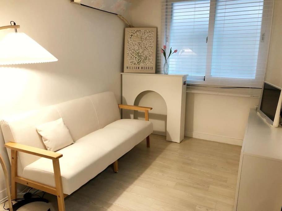 Hongdae Cozy House 2rooms 3beds Apartment *