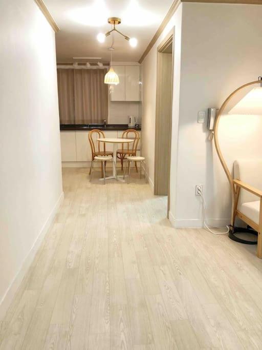 Hongdae Cozy House 2rooms 3beds Seoul