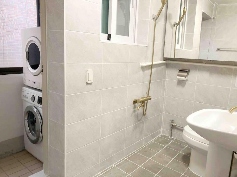 Apartment Hongdae Cozy House 2rooms 3beds *
