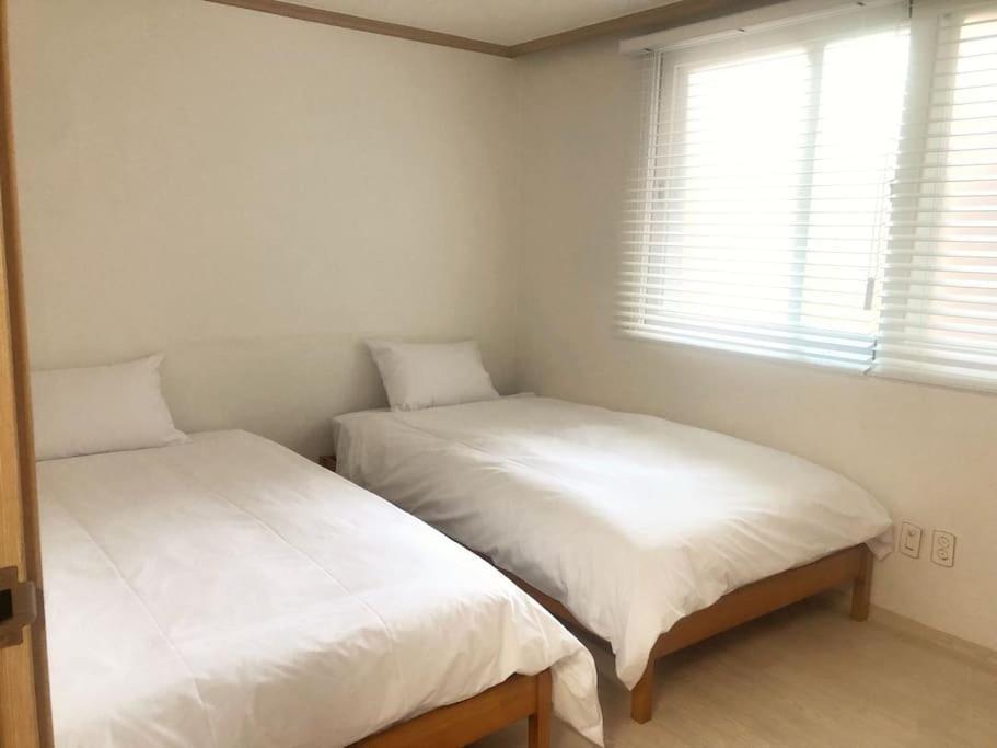 Apartment Hongdae Cozy House 2rooms 3beds