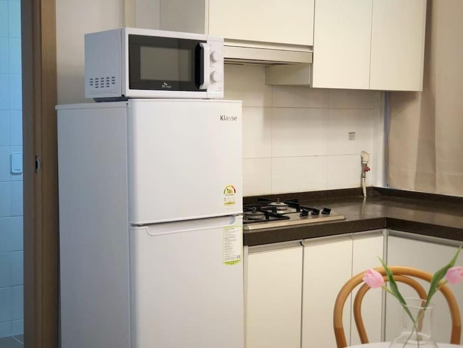 Hongdae Cozy House 2rooms 3beds Seoul